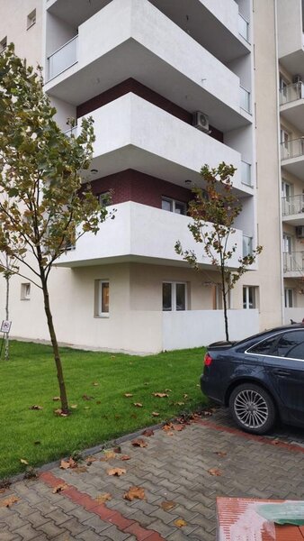 Berceni, drumul Dealul Bradului (Grand Kristal)