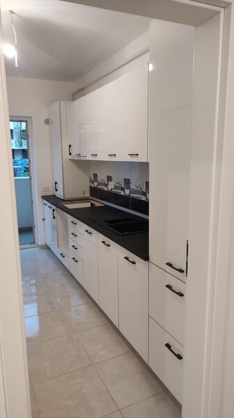 Berceni, drumul Dealul Bradului (Grand Kristal)