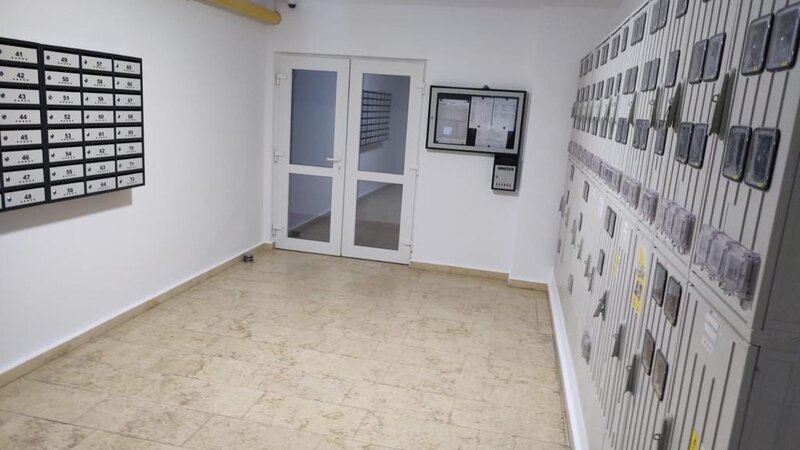 Berceni, drumul Dealul Bradului (Grand Kristal)